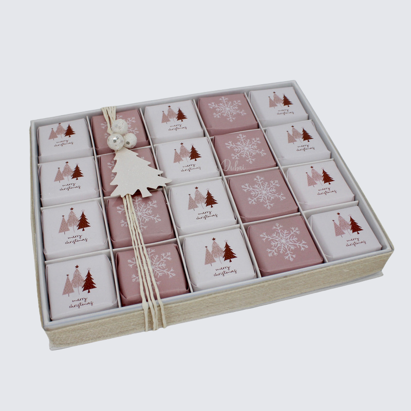 CHRISTMAS TREE & SNOW FLAKE DESIGNED CHOCOLATE VIEW TOP HARD BOX