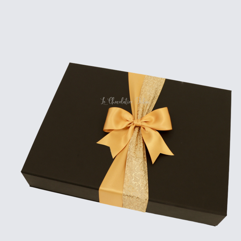 RAMADAN DESIGNED CHOCOLATE & DATES MAGNETIC BOX