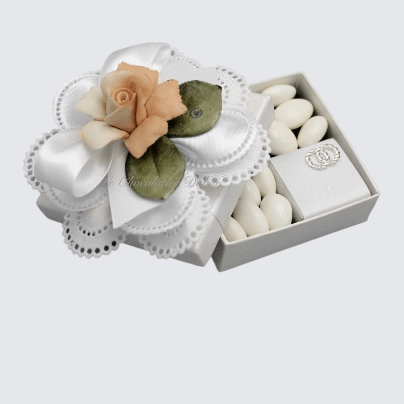 WEDDING FLOWER DECORATED CHOCOLATE & ALMOND DRAGEES HARD BOX