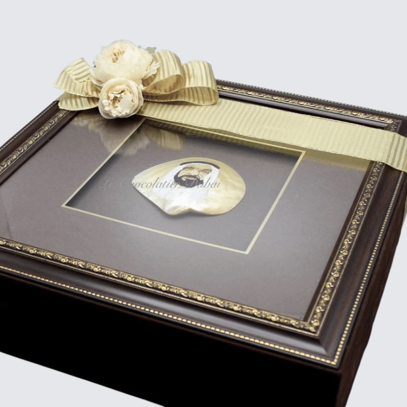 NATIONAL DAY PHOTO FRAME TOP COVER CHOCOLATE WOOD BOX