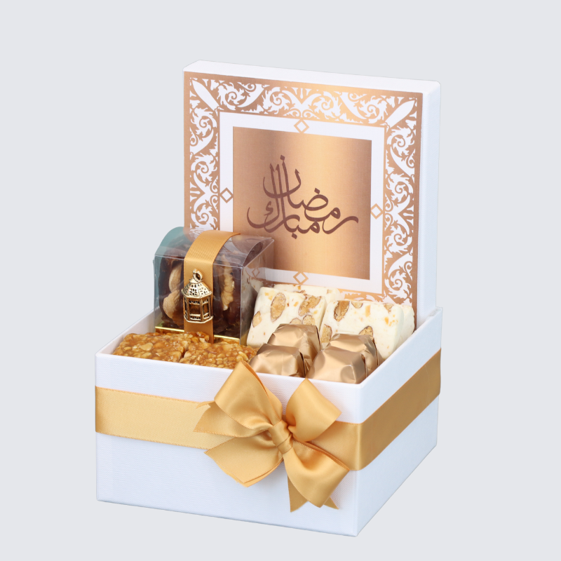 RAMADAN DECORATED CHOCOLATE & SWEETS SMALL HAMPER