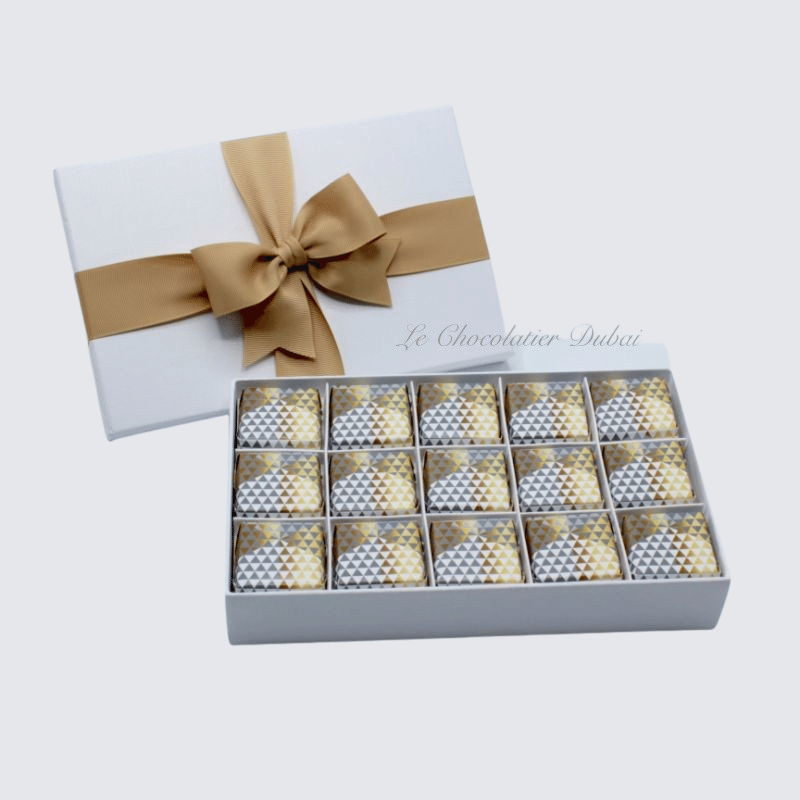 GEOMETRIC PATTERN DESIGNED CHOCOLATE HARD BOX	 	 	