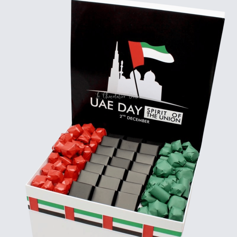 NATIONAL DAY DESIGNED CHOCOLATE EXTRA LARGE HAMPER