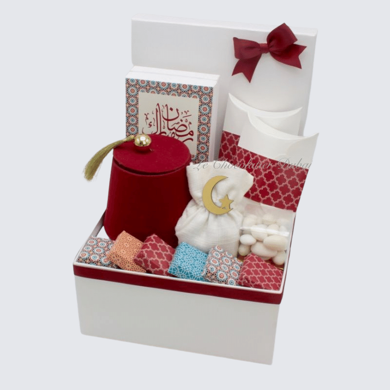 LUXURY RAMADAN PATTERN DESIGN CHOCOLATE & SWEETS HAMPER