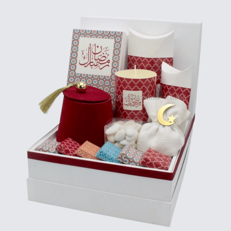 LUXURY RAMADAN DESIGN CHOCOLATE & SWEET HAMPER