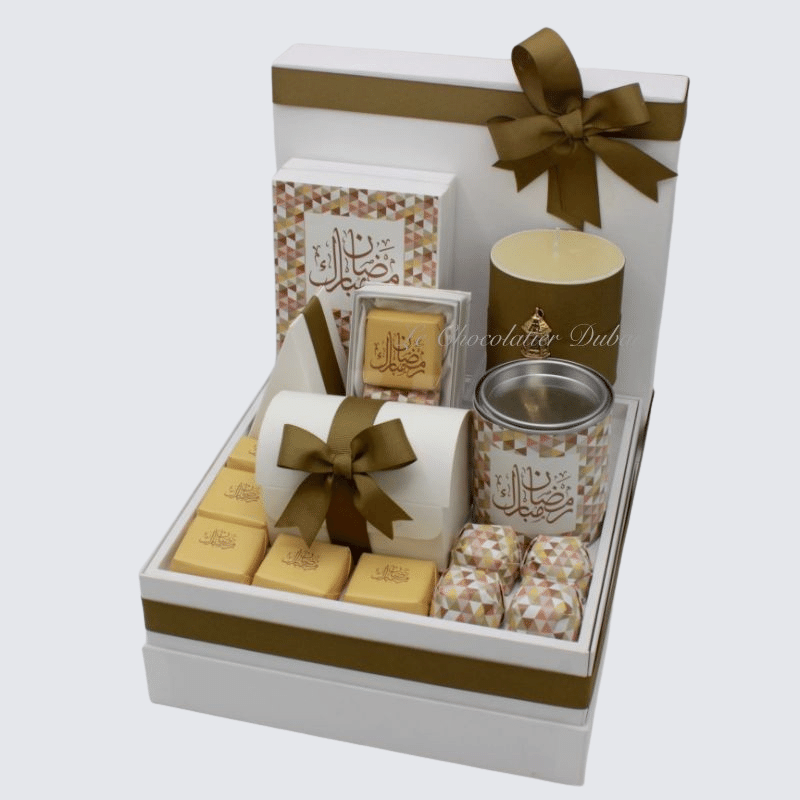 LUXURY RAMADAN DESIGN CHOCOLATE & SWEET HAMPER