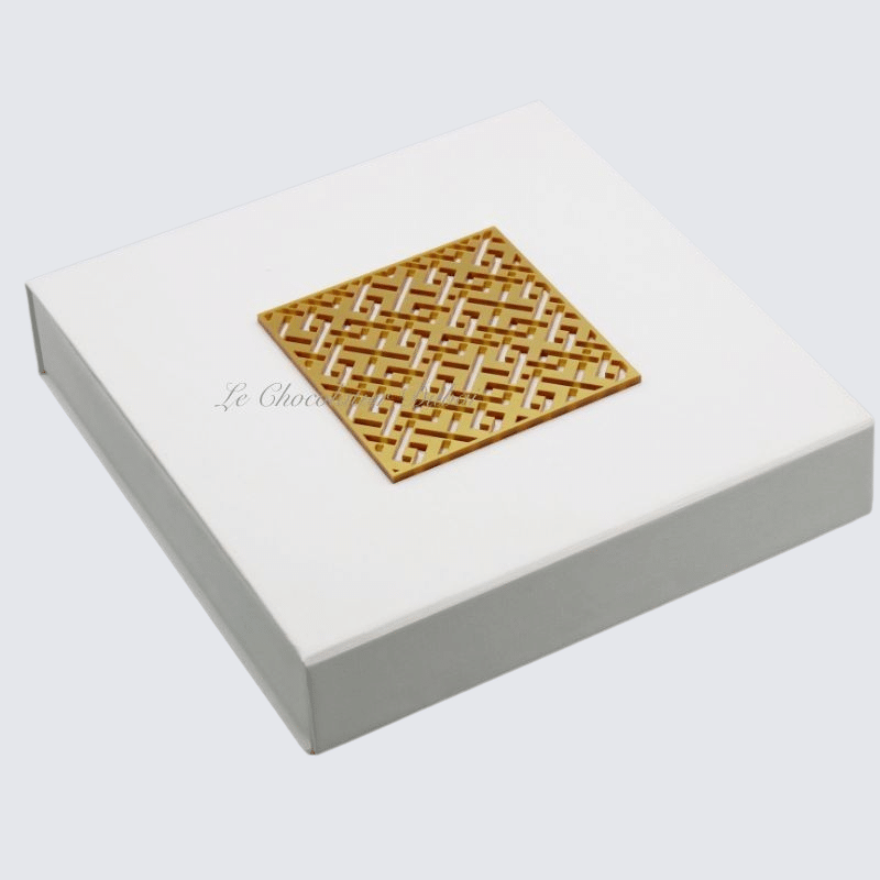 ACYLIC PATTERN DECORATED CHOCOLATE HARD BOX