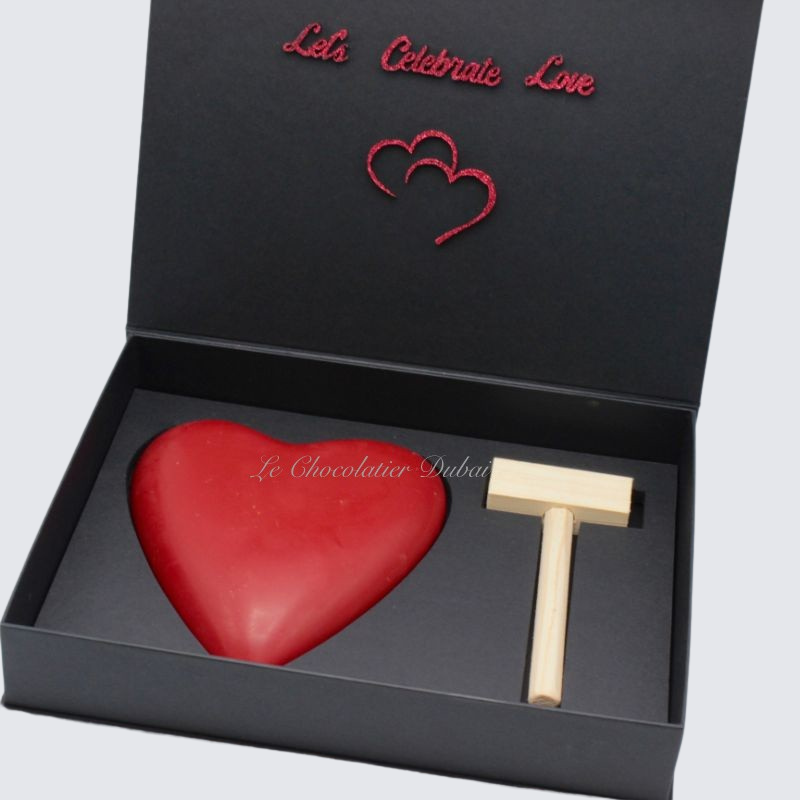 VALENTINE'S HEART CHOCOLATE MAGNETIC BOX